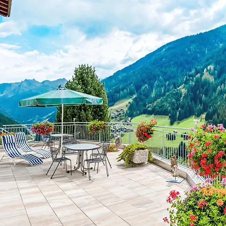 Romantica-1 By Interhome